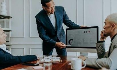 Who Needs Extract Value From Data?